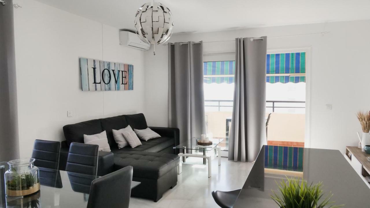 Casinomar Frente Al Mar Apartment Benalmadena Ngoại thất bức ảnh